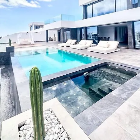 Villa Infinity - By Apricus Holidays