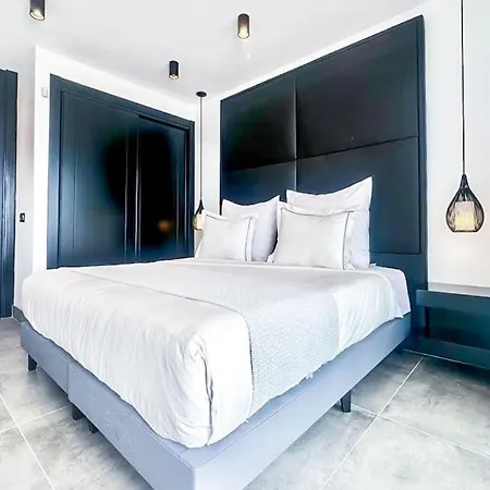 Infinity - By Apricus Holidays Otel *